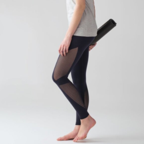 Lululemon Reveal 7/8 Legginds - Picture 1 of 4